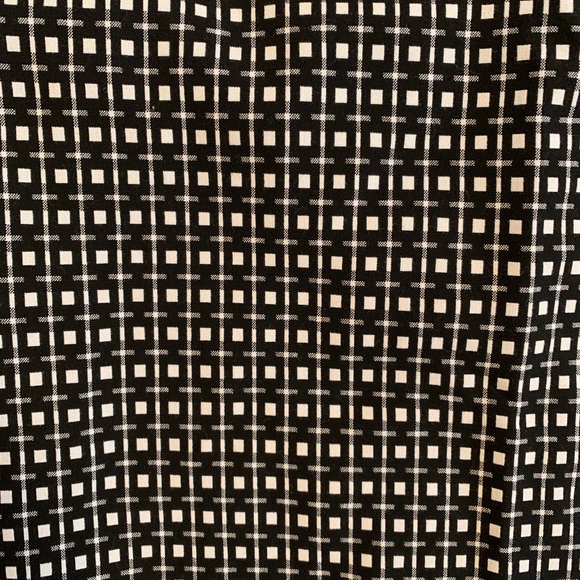 Express Black and White Patterned Skirt - Picture 2 of 6